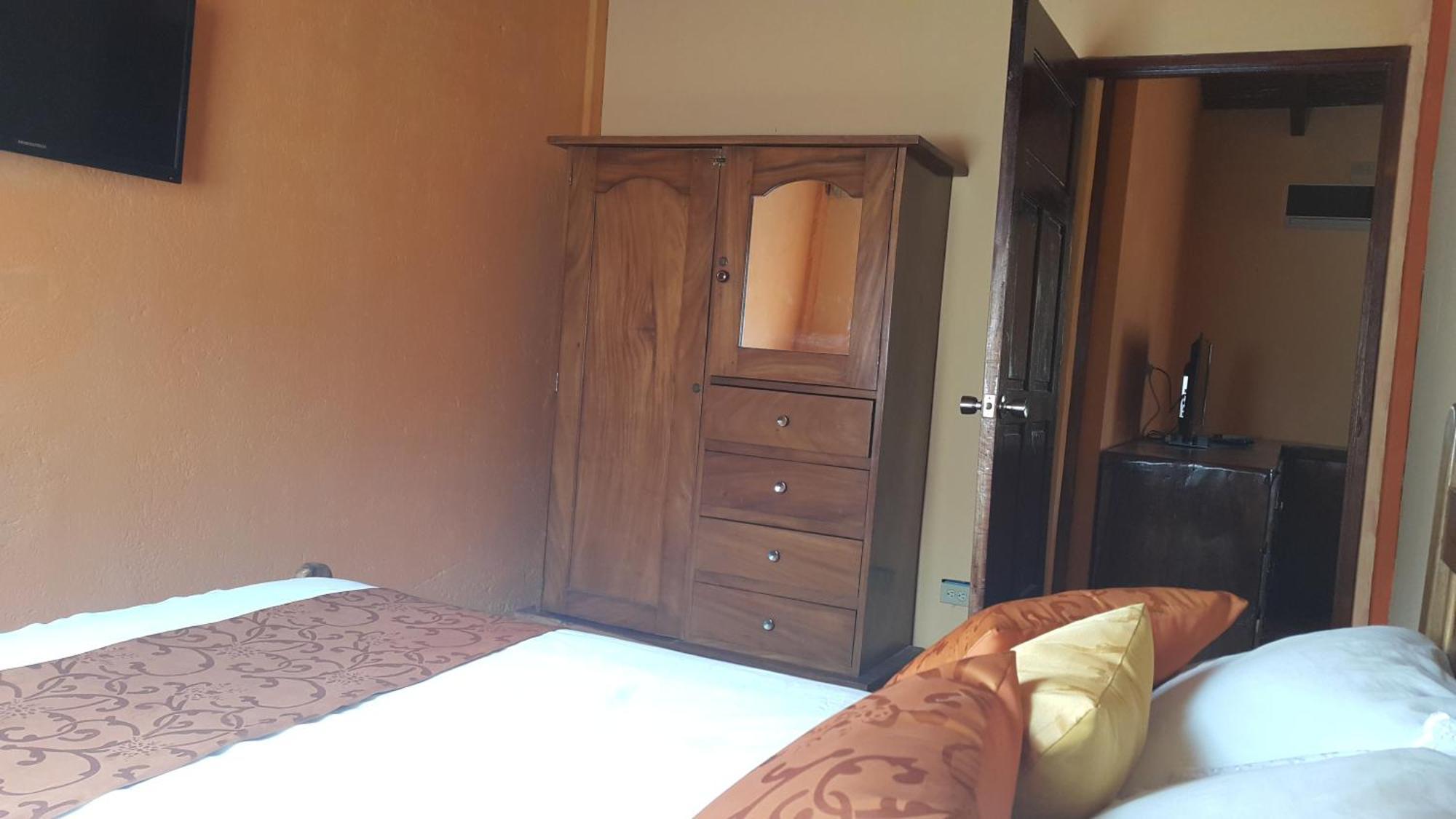Hotel El Maltese Гранада Номер фото